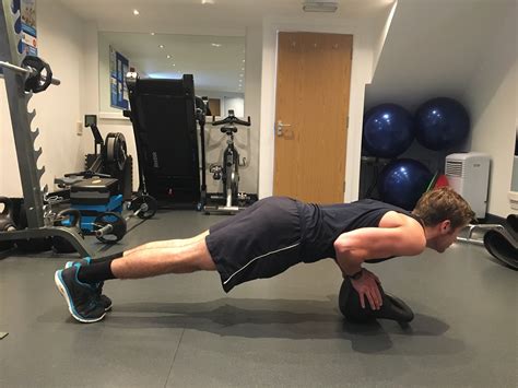 Medicine Ball Press Up 2 G4 Physiotherapy And Fitness