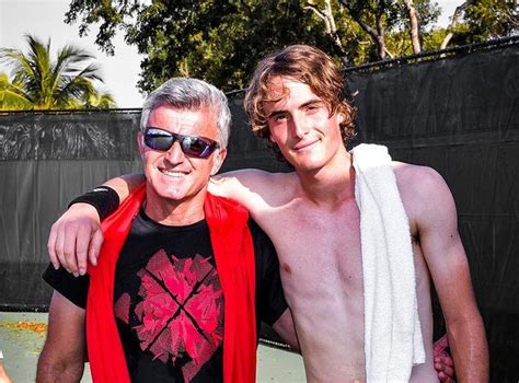 Stefanos tsitsipas hits father with tennis racket. Tsitsipas' father and coach Apostolos talks about their ...