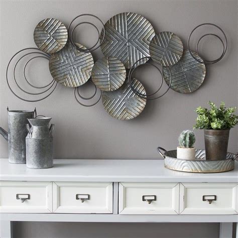 42 Awesome Metal Wall Decor Ideas For Your Living Room Awesome Metal