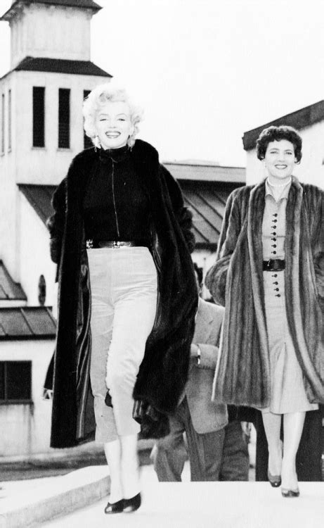Respect Is One Of Lifes Greatest Treasures Marilyn Monroe Fashion