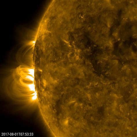 Suns Developing Coronal Mass Ejection May Hit Earth Thursday Noaa Data Reveals Ibtimes