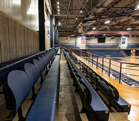 Johnson County Community College Gymnasium With 126600 Versatract