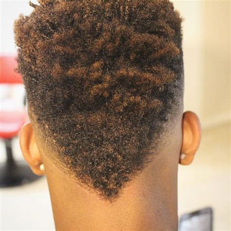 What is a taper haircut? 90 Trendy Taper Fade Afro Haircuts - Keep it Simple (2021)