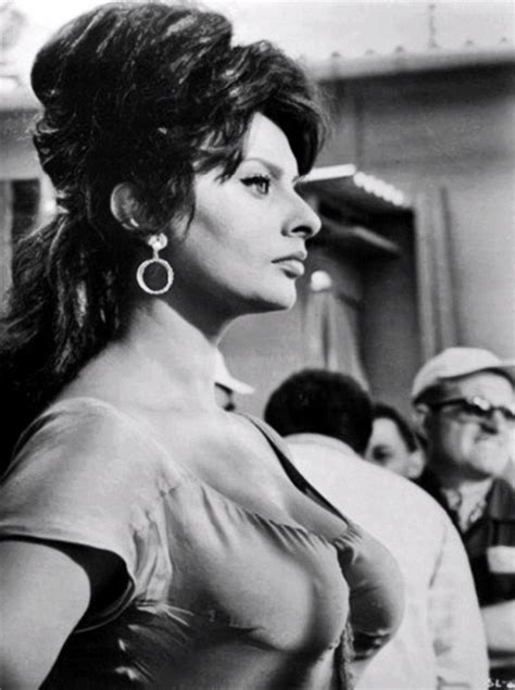 Sophia loren was born as sofia scicolone at the clinica regina margherita in rome on september 20, 1934. Young Sophia Loren 85 | Sophia Loren | Pinterest | Sophia ...