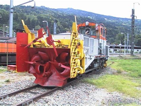 These Are The Coolest Snowplow Trains On The Planet 19 Pics Snow