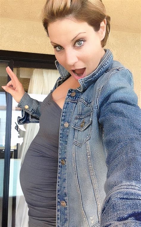 Exclusive Antm Winner Lisa Damato Is Pregnant E Online