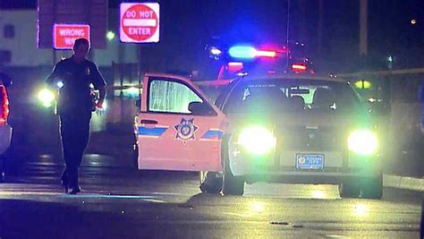 Manhunt After Ariz Cop Is Shot During Traffic Stop Cbs News