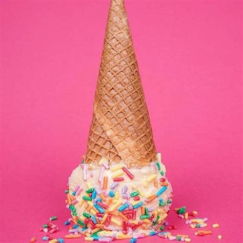 Follow The Museum Of Ice Cream On Instagram Domino Ice Cream Art