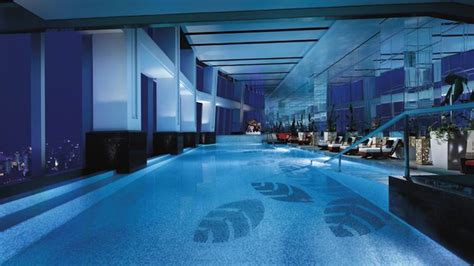 The Ritz Carlton Shanghai Pudong With Images Swimming Pool Lights