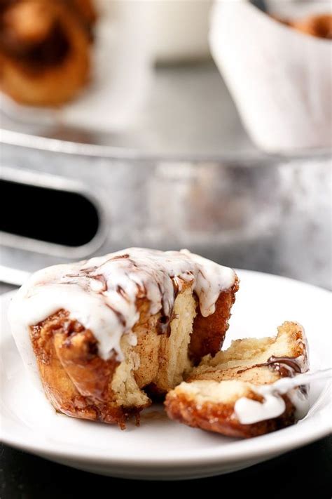 No Yeast Choc Chip Cinnamon Rolls Baking Cinnamon Rolls Breakfast Bake