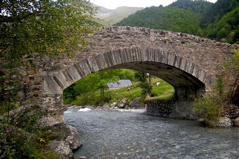 Pont De Nadau Gavarnie Jacquou Le Trottant Flickr