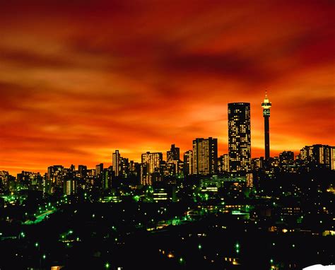 Johannesburg is the largest and most populous city in south africa, with nearly 3.9 million population in 2007. Johannesburg | Alle tips, reviews en reizen vind je op ...