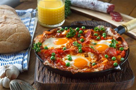 Spanish Eggs With Chorizo Recipe Fast Healthy Lunches Quick