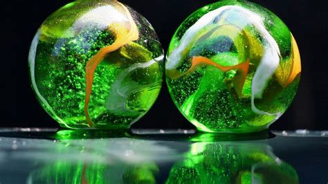 Green Glass Sphere Reflection Hd Cool 3d Background Wallpapers Hd