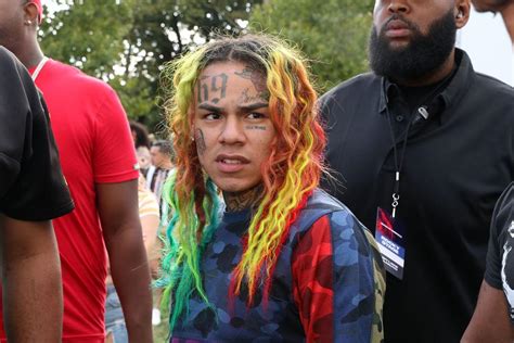 Who Did Tekashi Ix Ine Snitch On The Rapper Could Be In Danger