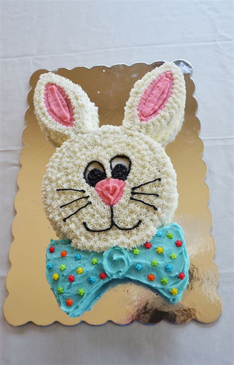 Easy Bunny Cake For Easter Made With Two 8 Round Cake Pans Easter