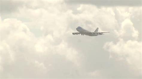 President flew in an airplane, it was a boeing airplane. Air Force One buzzes the crowd at the 2020 Daytona 500 ...