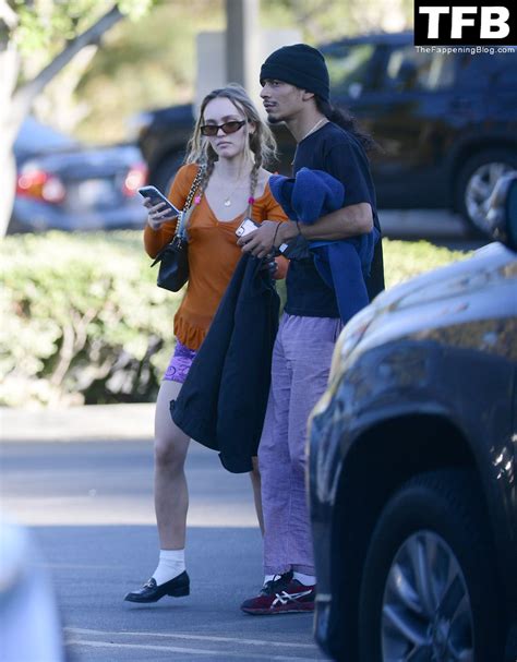 Lily Rose Depp Braless 19 Pics EverydayCum The Fappening