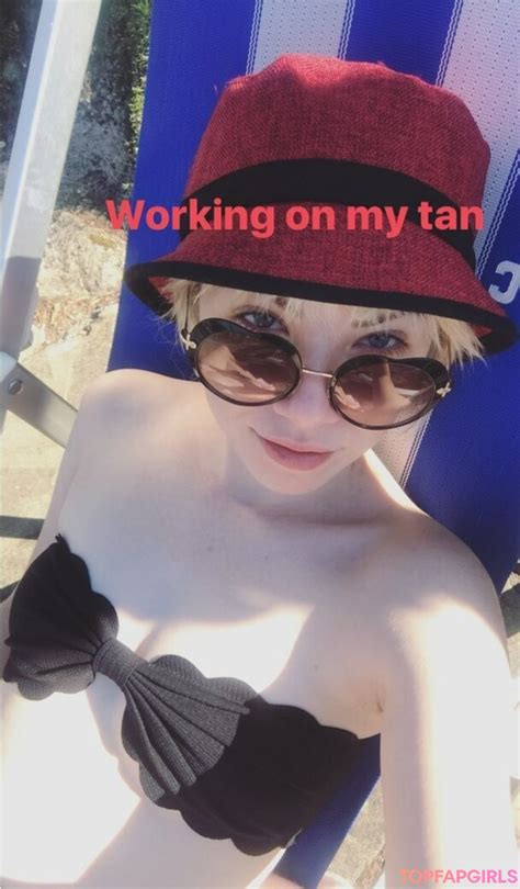 Carly Rae Jepsen Nude OnlyFans Leaked Photo TopFapGirls