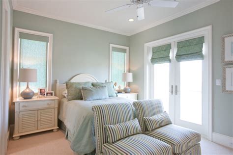 Pastel colors in home decor from paint to fabrics & accessories ranging from gray to pink are at the top our our trend list for 2016. 21+ Pastel Bedroom Designs, Decorating Ideas | Design ...