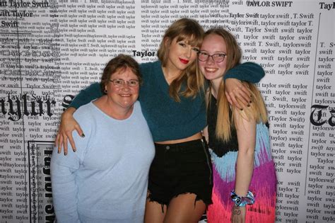 Pin By Drichmolins On Taylor Swift Meet And Greet Taylor Swift