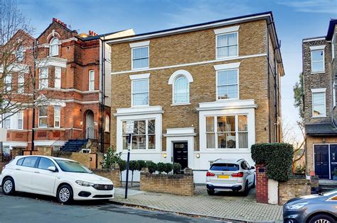 2 Bedroom Property For Sale In Wimbledon Park Road London Sw18 £875000