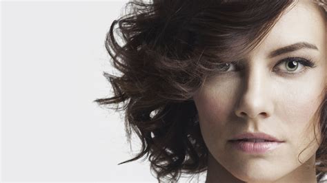 Download 1170x2532 Lauren Cohan Actress Face Portrait Wallpapers For