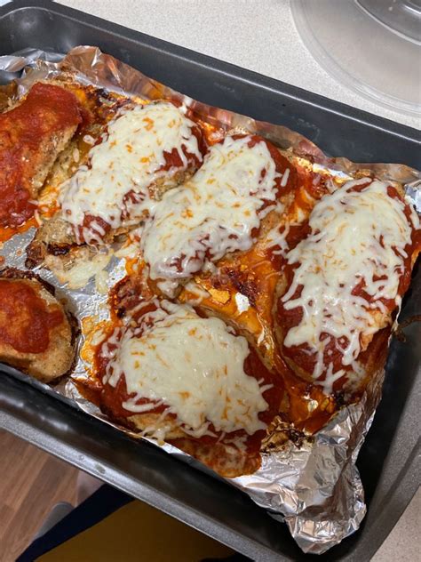 You will be licking your fingers. OVEN BAKED CHICKEN PARMESAN - Page 2 - 99easyrecipes