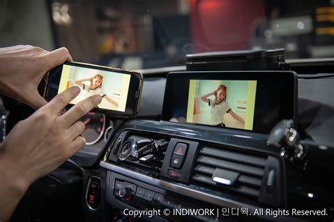 Preinstalled in newer bmw models, apple carplay integrates with the vehicle's onboard system and accessible via the controls, usually a touch screen you find front and centre in the dash where you. 2016 BMW 3GT Apple Carplay-43 | INDIWORK VIDEO | 인디웍 비디오