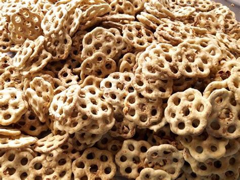 Kuih cincin asal dari sabah. 10 Makanan Tradisi Sabah Yang Anda WAJIB Cuba (Unik tetapi ...