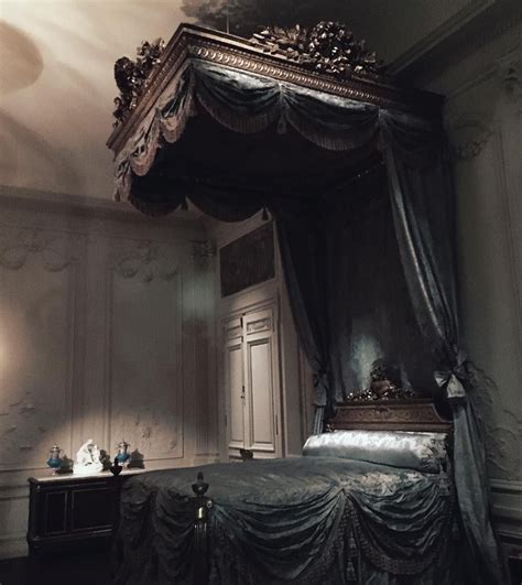 25 surprisingly stylish gothic bedroom design and ideas in 2019. Пин от пользователя Ashley Pool на доске Victorian bedroom ...