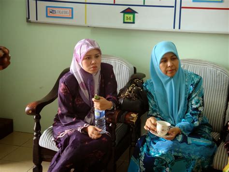 Karyawan atau pegawai harian lepas (phl) biasanya melakukan pekerjaan tertentu yang sifatnya berubah terutama menyangkut waktu dan volume pekerjaan. UNIT PENGHAPUSAN DARI KIRA-KIRA DAERAH BELAIT KEMENTERIAN ...