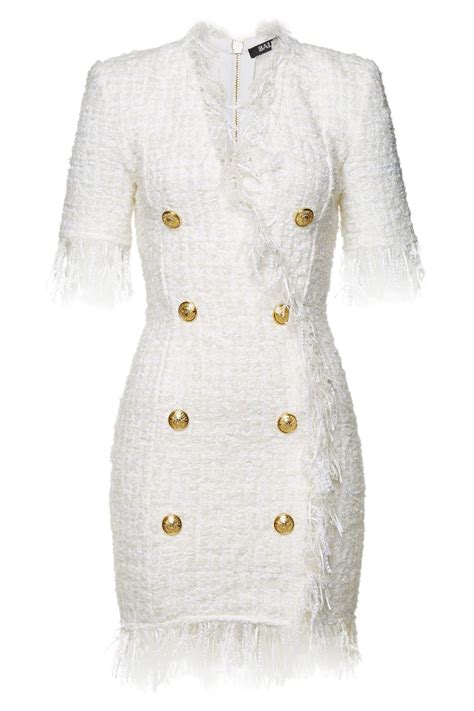 Le collezioni, disegnate in italia, propongono capi, accessori e scarpe di alta qualità, rivisitando in chiave contemporanea gli essentials del guardaroba di oggi. Abito Taffeta Yoox / Vestito Carlo Pignatelli Bambina 0 24 Mesi Acquista Online Su Yoox / More ...