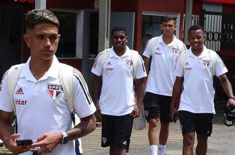 Fanpage oficial do paulo gustavo. Barcelona contrata atacante Gustavo, promessa do São Paulo ...