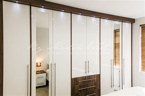 Built in wardrobes can be designed for different types of spaces, large and small. Quality Custom Made Fitted Wardrobes by Martin West Interiors