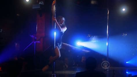 Jennifer Love Hewitt Pole Dances For Jabba The Hutt Youtube