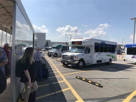 Cleveland Hopkins Will Keep Shuttle Drop Off At North End Of Terminal