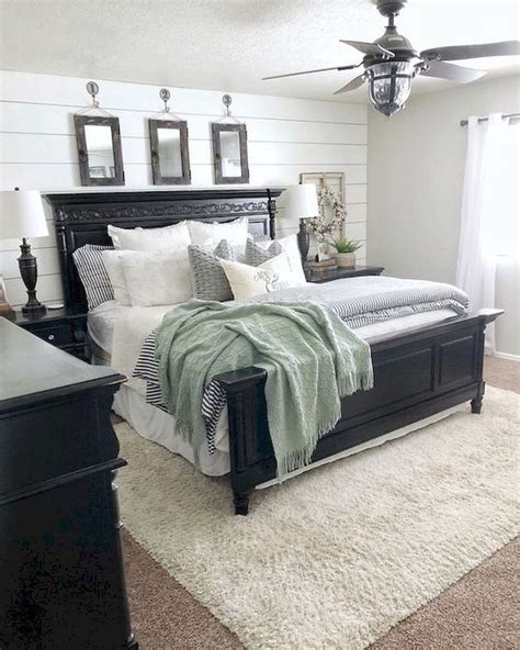 Lovely Modern Farmhouse Bedroom With Black Furniture 32 Cozy Modern