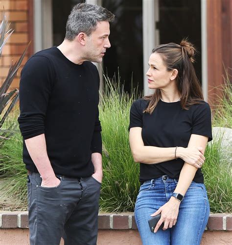 ben affleck seen with jennifer garner after divorce revelation