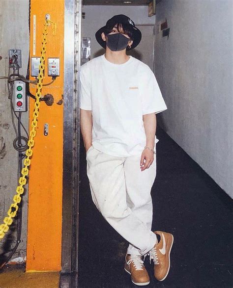Jul 29, 2021 · 5000円高級焼肉弁当の情報付き★【ジャにのちゃんねる 私服 山田涼介さん】 2021/8/2 tシャツ 【なにわ男子 私服 西畑大吾くん】 youtube 2021/8/3 tシャツ 【hey!say!jump 私物 山田涼介さん】 ジャにのちゃんねる 2021/4/28 指輪 Pin on やま