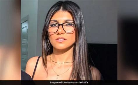 Mia Khalifa Shredded For Saying Being In Army Worse Than Onlyfans