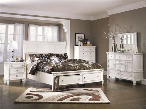 Go to bed every night in a room that encapsulates your style. Prentice | Sleigh bedroom set, Bedroom set, Bedroom sets