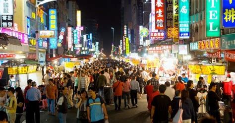 Wisata Pasar Malam Dan Menikmati Menu Khas Taiwan | Dunia Traveling