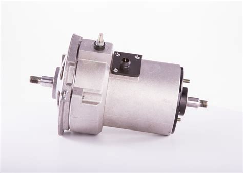 9 120 080 072 Bosch Alternator 14v 35a Excl Vacuum Pump K1 R 14v