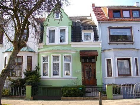 Vergleichen sie die preise, prüfen sie die historische preisentwicklung und die immobilienpreise in ihrer zukünftigen nachbarschaft. Haus kaufen Bremen | Häuser kaufen Bremen | Bremen