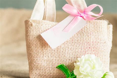 And then, once you suddenly realize it's this sunday (i'm afraid so) you panic about what to. Mother's Day gift ideas she'll love - Living On The Cheap