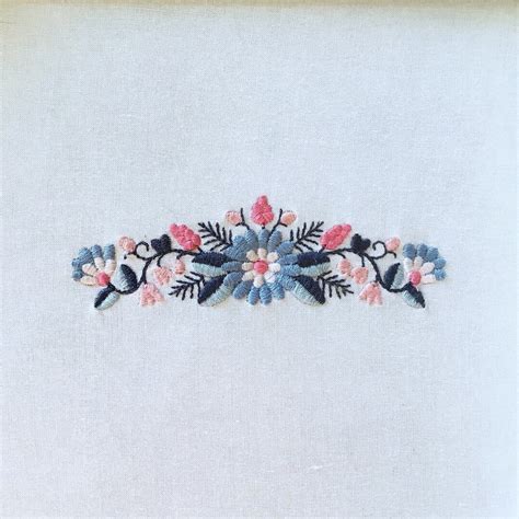Folk Floral Border Machine Embroidery Design Boho Flower Etsy