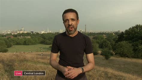 Liam Dutton Weather Presenter Channel 4 News