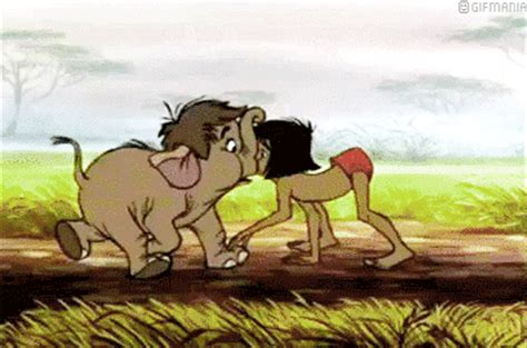Die zeichentrickserie beruht auf dem gleichnamigen amerikanischen trickfilm von kenny thompkins, mircea mantta und ed wexler aus dem jahre 1996. Colonel Hathi and Elephants Animated Gifs ~ Gifmania