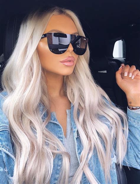 Grey ombre hair remains popular, which is not surprising as this color is super cool. Icy platinum blonde with a hint of purple #haircolor # ...